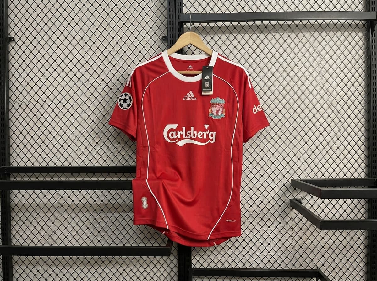 2006-07 Gerrard Liverpool Home Kit