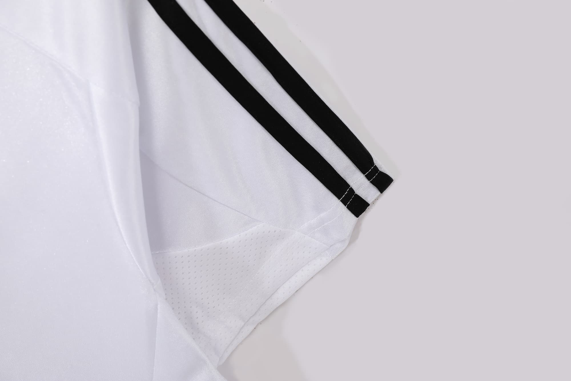 2004-05 Zidane Real Madrid Home Kit 6