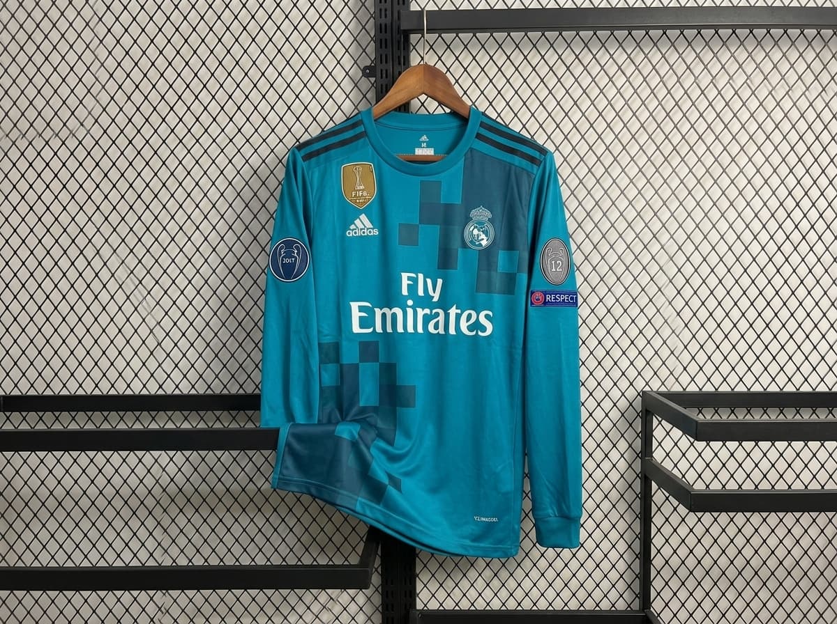 2017-18 Ronaldo Real Madrid Away Kit 2