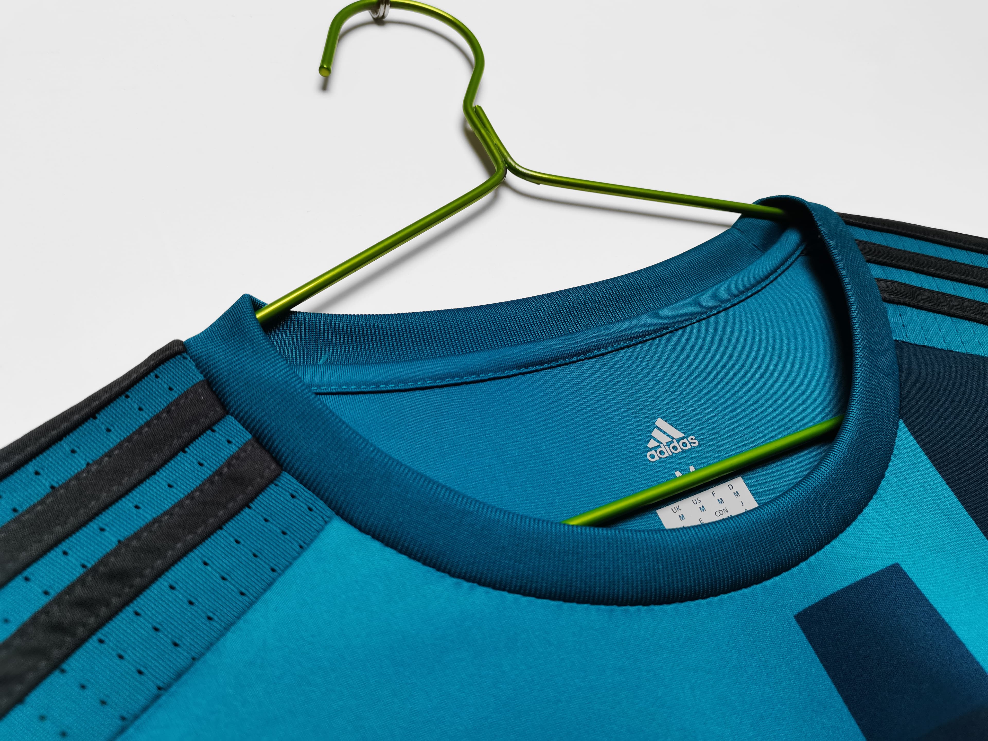 2017-18 Ronaldo Real Madrid Away Kit 4
