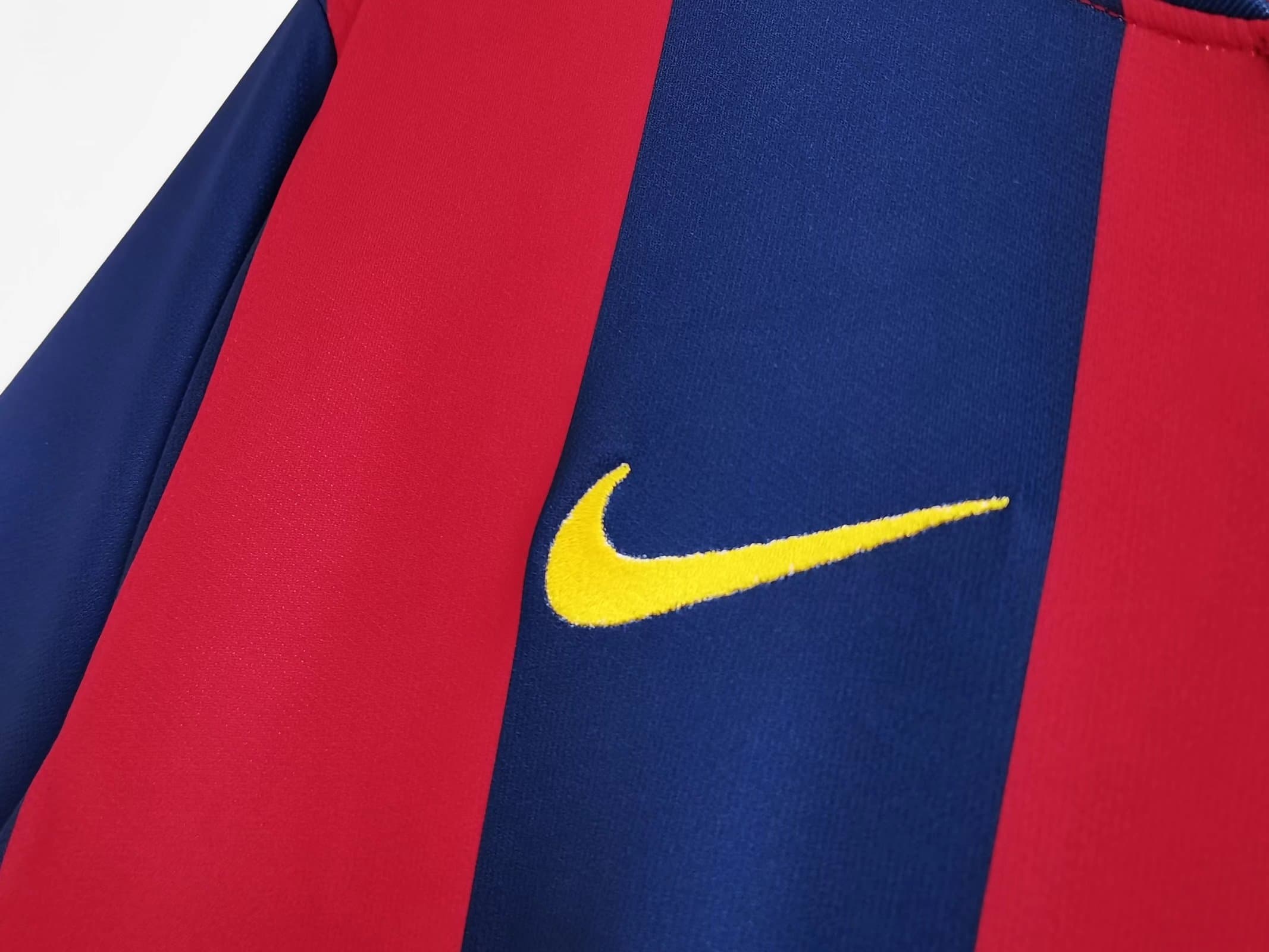 2014-15 Messi Barcelona Home Kit 6